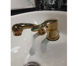 Смеситель с установочным комплектом (золото)